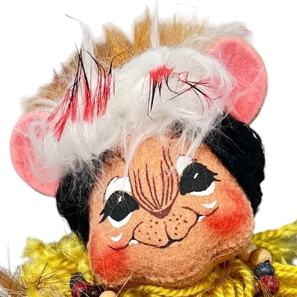 NWOT ANNALEE Native American Indian Boy 7" Mouse With Beaded Necklace 2004 - Picture 2 of 16